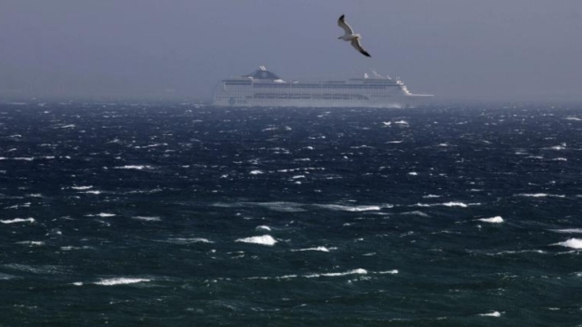 Temporal de viento en el estrecho de Gibraltar