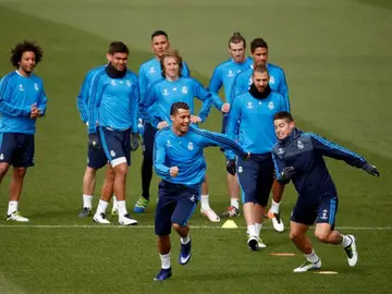 Los jugadores del Real Madrid durante un entrenamiento Los jugadores del Real Madrid durante un entrenamiento