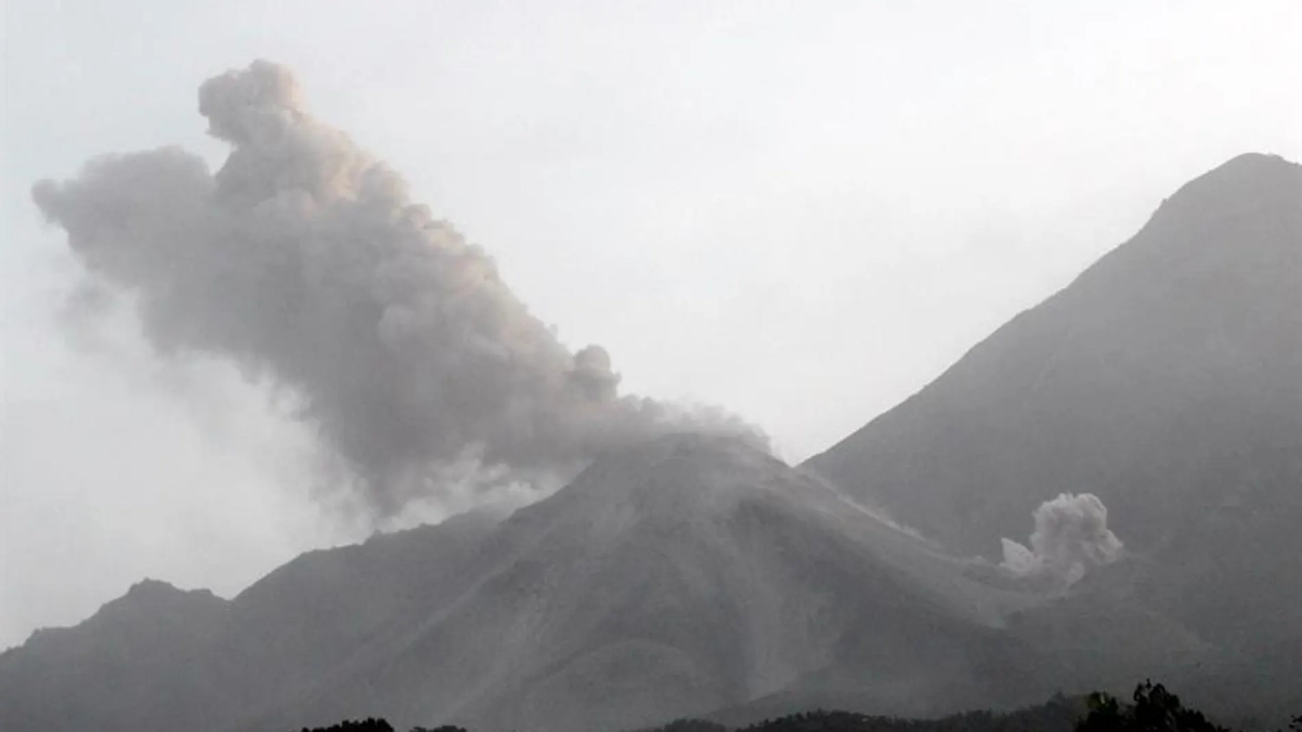 El volcán Santiaguito El volcán Santiaguito