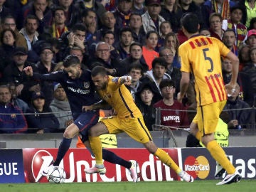 Carrasco, en el partido de ida en el Camp Nou