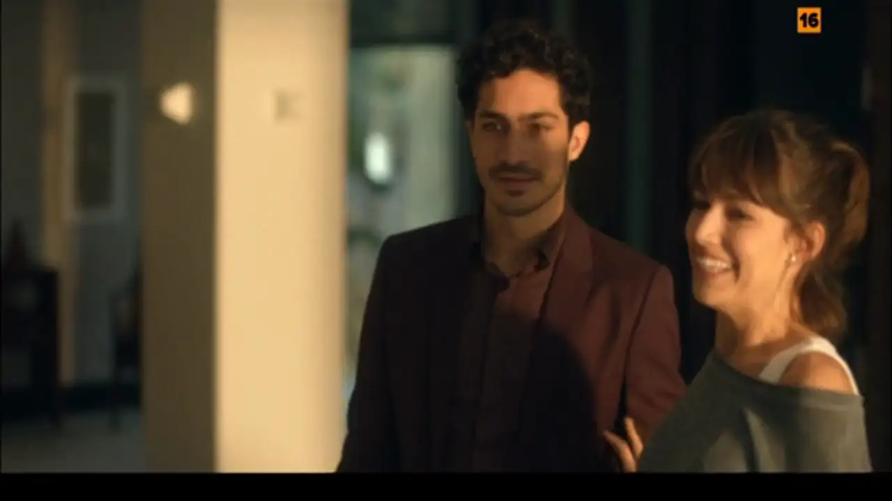 "Carlos, te presento a mi madre"