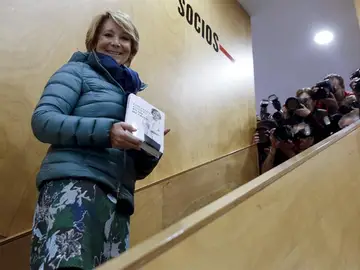 Esperanza Aguirre en la presentación de su primer libro Esperanza Aguirre en la presentación de su primer libro