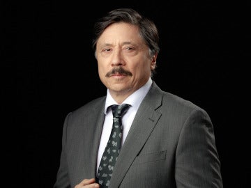 Carlos Bardem es Paco Cadenas, empresario español