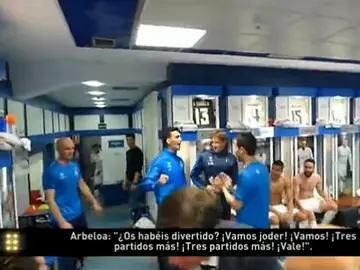 Arbeloa arenga a sus compañeros Arbeloa arenga a sus compañeros