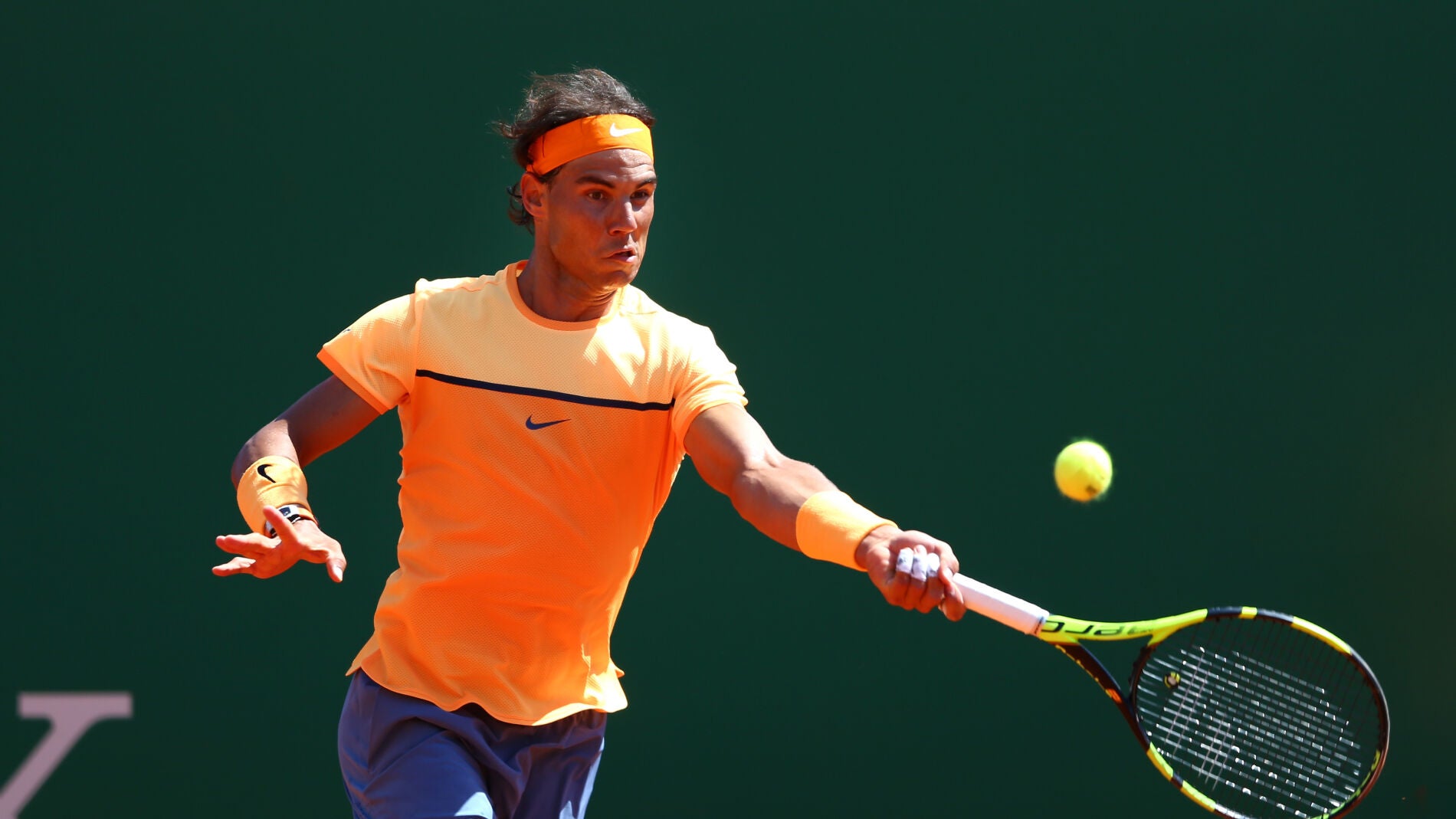 Rafa Nadal durante el partido en el Masters de Montecarlo