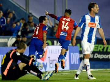 Medjani celerba el gol de la victoria