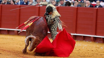 VILLA, 15/04/2016.- El matador de toros Morante de la Puebla en el segundo de su lote