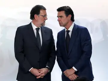 Mariano Rajoy junto a José Manuel Soria Mariano Rajoy junto a José Manuel Soria