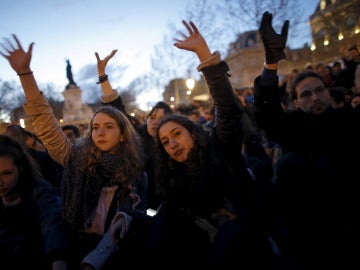 Protesta de la "Noche en pie", en la plaza de la República