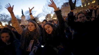 Al menos 22 detenidos en París tras un nuevo brote de disturbios entre manifestantes y policía