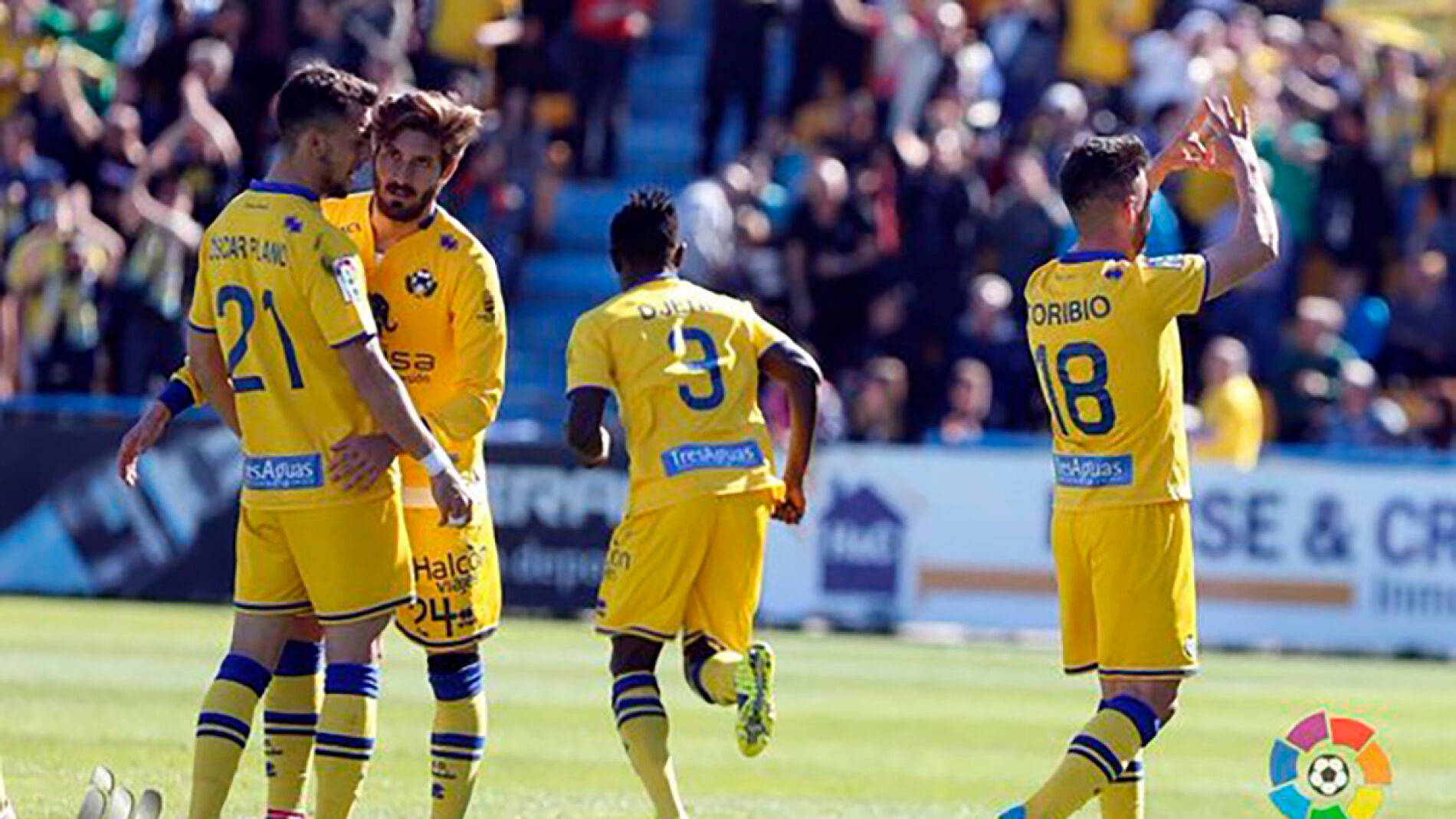 El Alcorc&oacute;n celebra la victoria