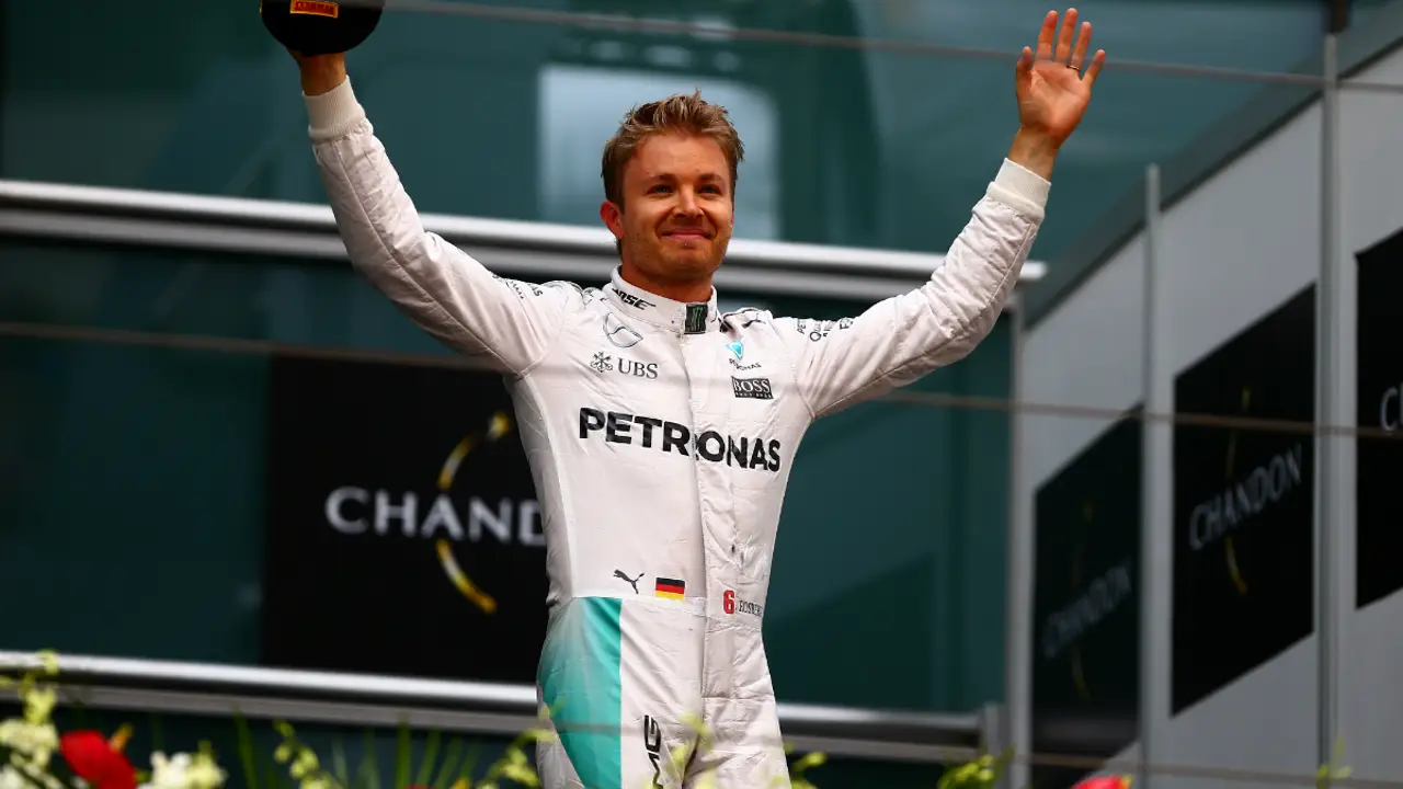 Rosberg celebra su victoria en China