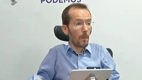 Pablo Echenique durante una rueda de prensa Pablo Echenique durante una rueda de prensa