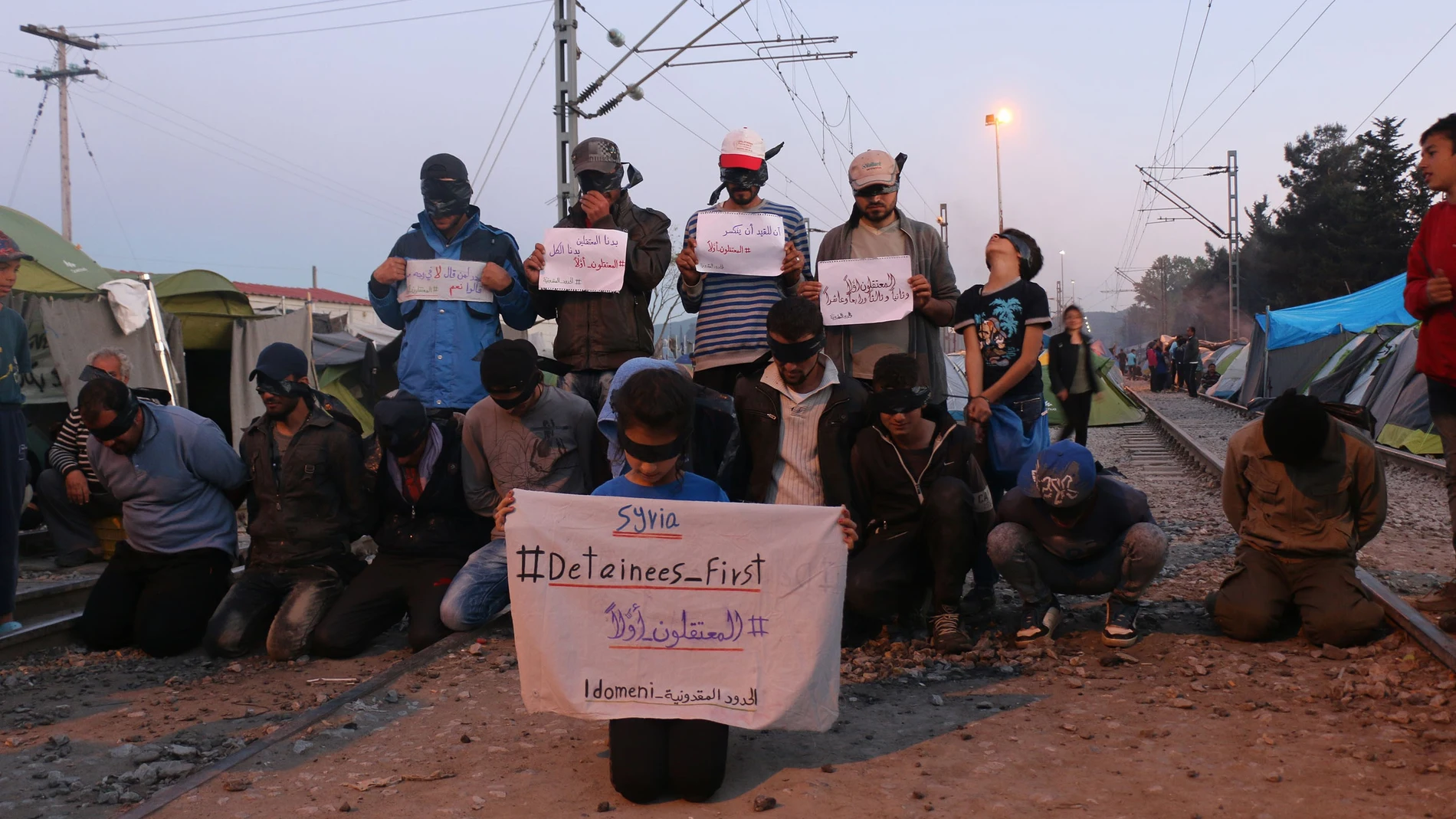 Protestas en las vías ferroviarias a su paso por Idomeni Protestas en las vías ferroviarias a su paso por Idomeni