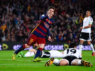 Leo Messi celebra su gol ante el Valencia Leo Messi celebra su gol ante el Valencia