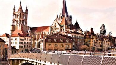Lausana vota si dotar de 2.300 euros a sus habitantes para que la ciudad no quede despoblada