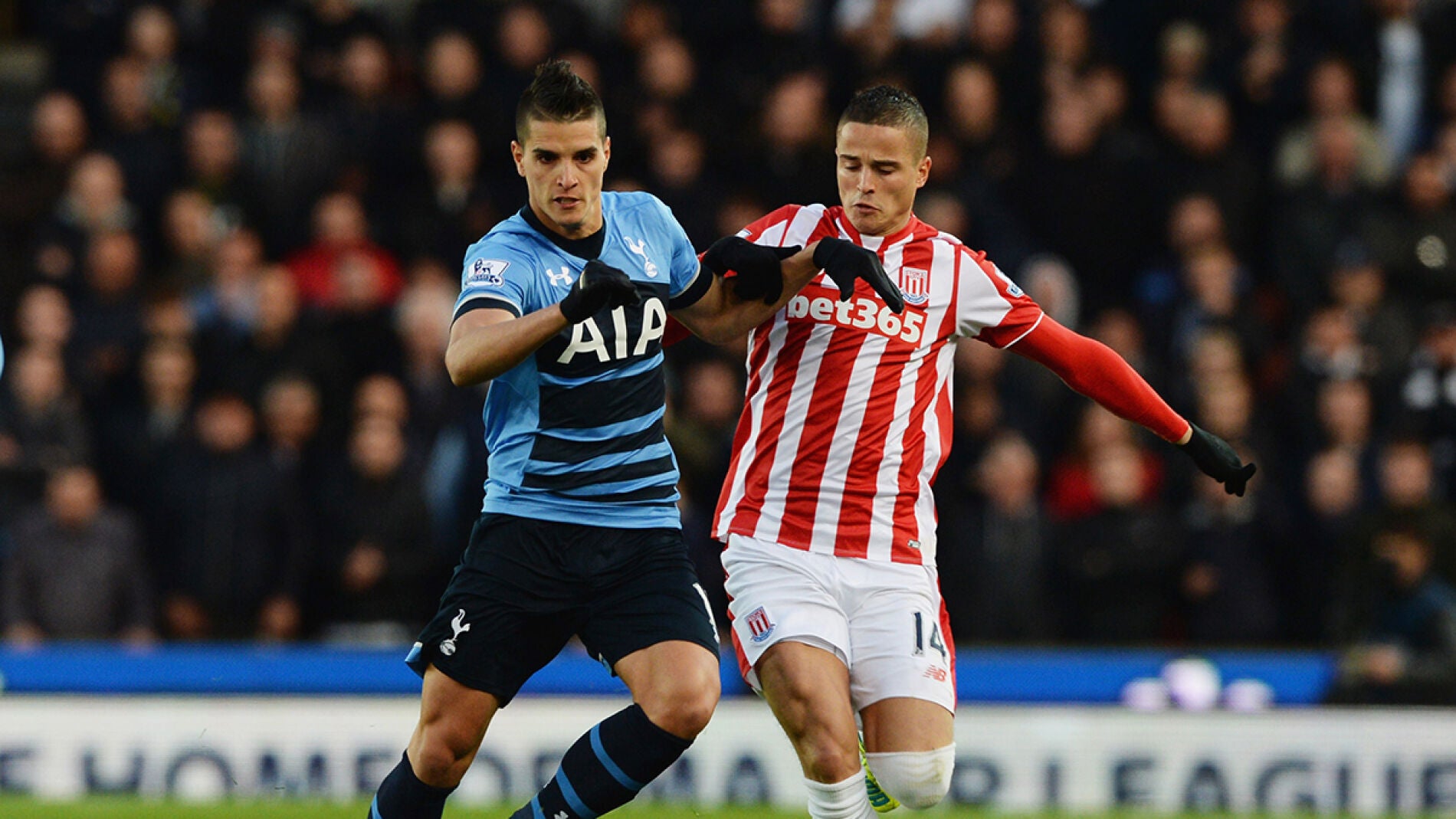 Ibrahim Afellay durante el cotejo ante el Tottenham