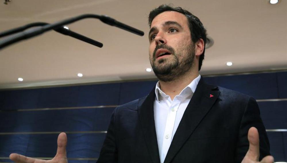 El portavoz de IU-Unidad Popular, Alberto Garz&oacute;n