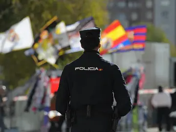 Vigilancia para los partidos de fútbol Vigilancia para los partidos de fútbol