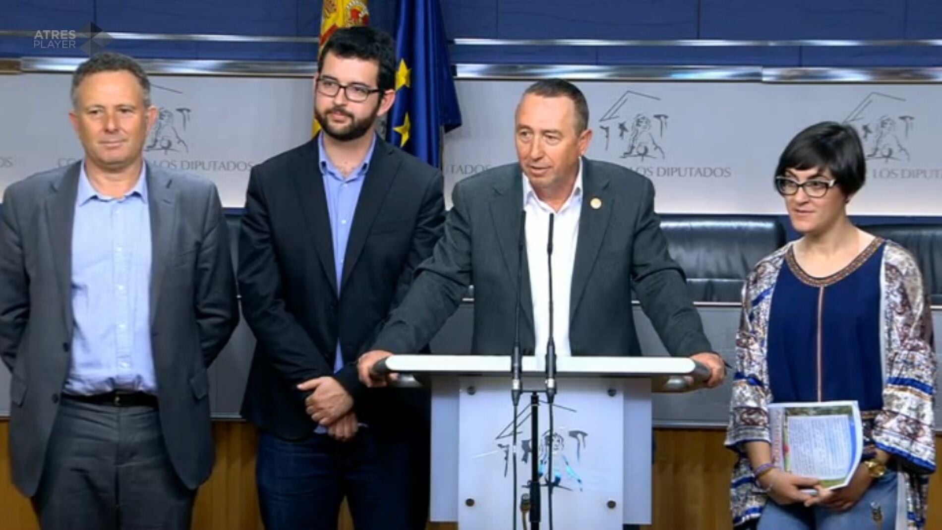 Rueda de prensa de Comprom&iacute;s