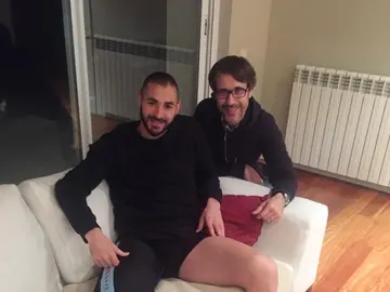 Karim Benzema junto a Juan Muro, exfisio del Real Madrid Karim Benzema junto a Juan Muro, exfisio del Real Madrid