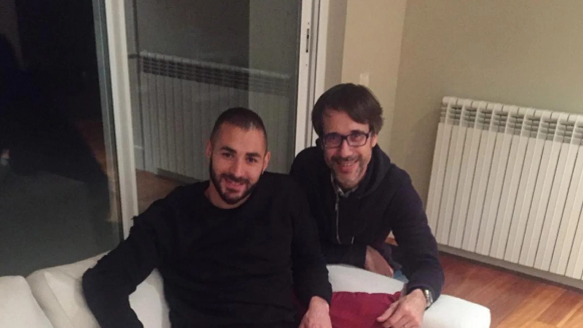 Karim Benzema junto a Juan Muro, exfisio del Real Madrid Karim Benzema junto a Juan Muro, exfisio del Real Madrid
