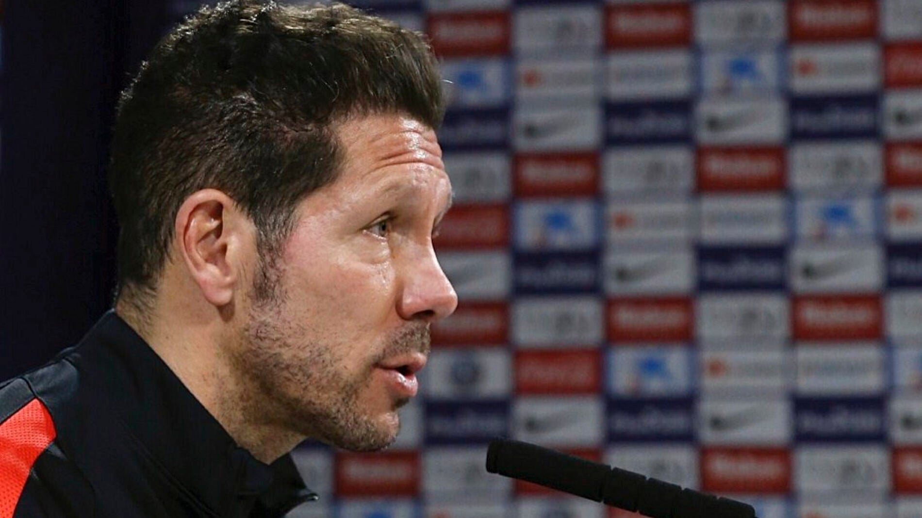 Simeone, durante la rueda de prensa