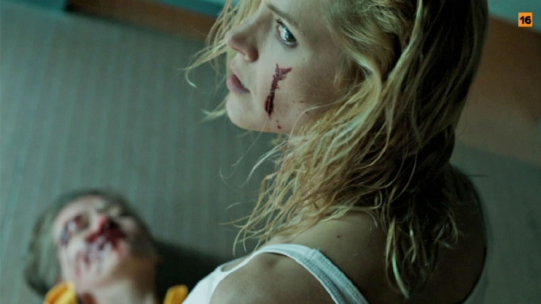 Macarena se hace fuerte para poder defenderse