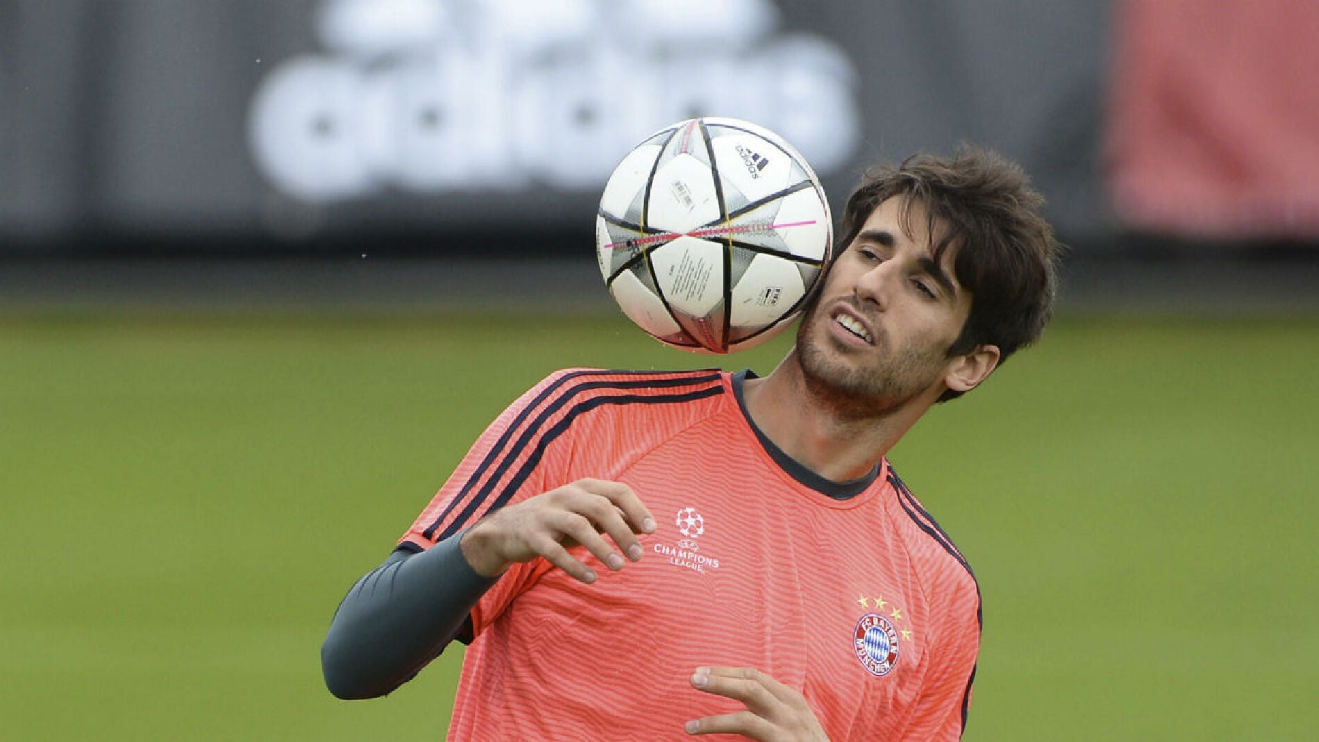 Javi Mart&iacute;nez, en el entrenamiento del Bayern