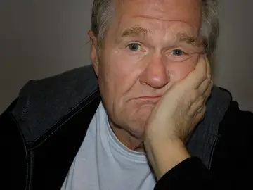 Un hombre aburrido Un hombre aburrido