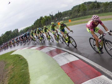 El pelotón durante una etapa del Giro de Italia (Archivo)