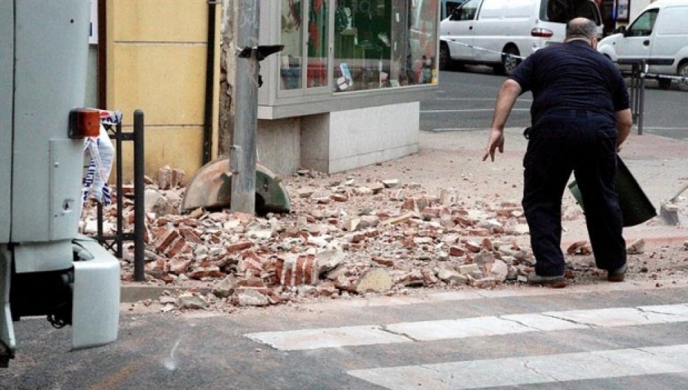 Destrozos provocados por el terremoto de Melilla
