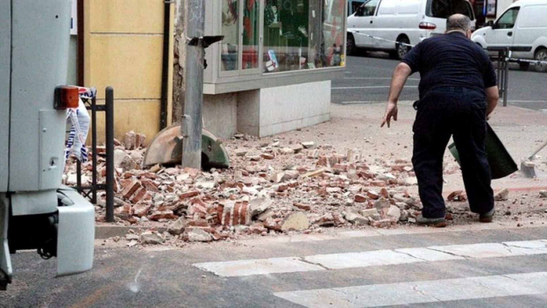 Destrozos provocados por el terremoto de Melilla