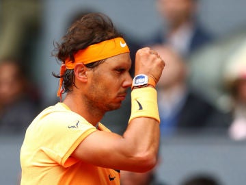 Nadal se lamenta tras un punto ante Murray