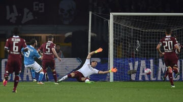 Gonzalo Higuaín en el momento de su gol