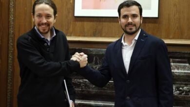 Podemos e IU se enzarzan por los puestos en las listas electorales
