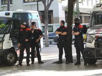 Un grupo de Mossos en una imagen de archivo Un grupo de Mossos en una imagen de archivo