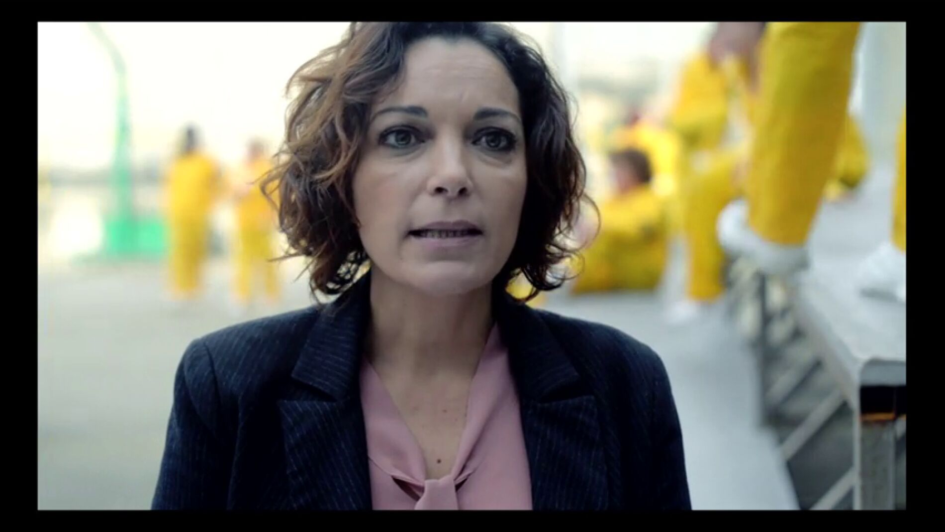 Frame 1.645833 de: Miranda