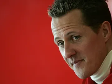 Michael Schumacher, antes de una carrera con Ferrari Michael Schumacher, antes de una carrera con Ferrari