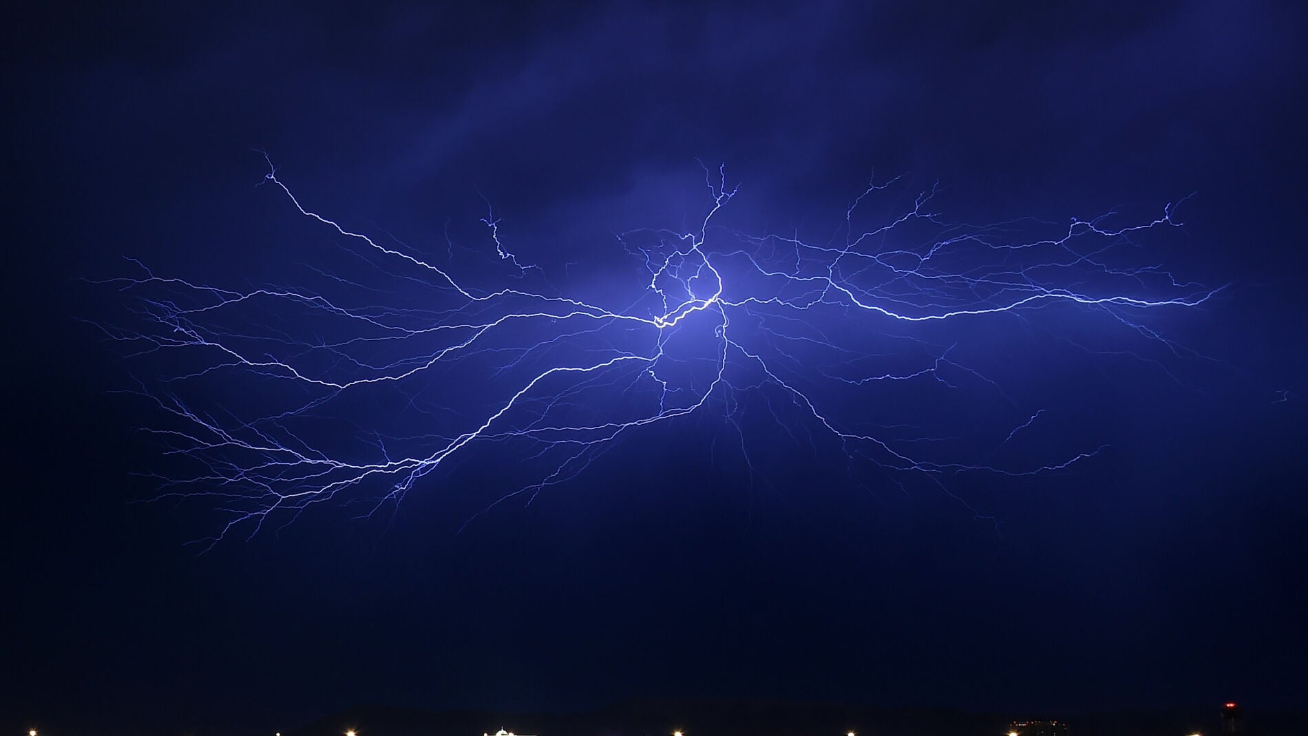 Tormenta el&eacute;ctrica en Las Vegas