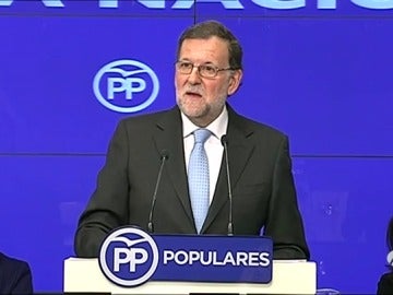 Frame 68.35405 de: Rajoy se ofrece como garantÃ­a de seguridad para el futuro del paÃ­s frente "adanes y aventuras"