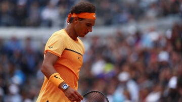 Nadal, cabizbajo durante el partido