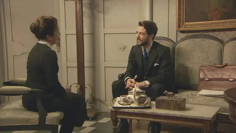 Hernando y la ama de llaves Hernando y la ama de llaves