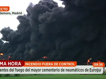 Frame 87.45091 de: El alcalde de Seseña: "El incendio del cementerio de neumáticos ha sido provocado" Frame 87.45091 de: El alcalde de Seseña: "El incendio del cementerio de neumáticos ha sido provocado"
