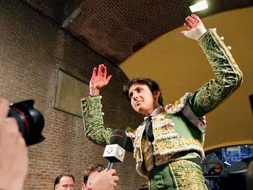 Roca Rey en su alternativa Roca Rey en su alternativa