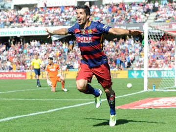 Luis Suárez celebra el segundo tanto de su equipo
