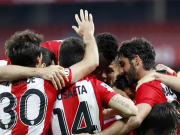 Los jugadores del Athletic celebran un gol Los jugadores del Athletic celebran un gol