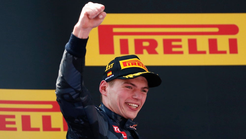Max Verstappen celebra el triunfo en Espa&ntilde;a