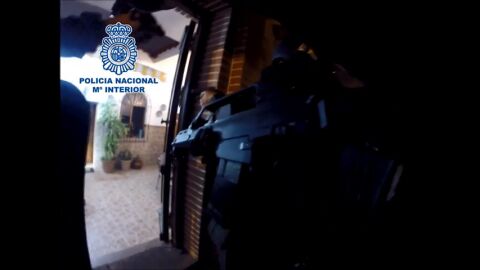 Frame 27.828093 de: Detenido un joven en Ceuta tras un tiroteo con la polic&iacute;a