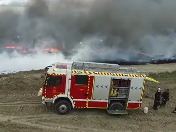 Frame 76.196768 de: El alcalde de Seseña pidió a Emiliano García-Page presupuesto para eliminar el cementerio de neumáticos Frame 76.196768 de: El alcalde de Seseña pidió a Emiliano García-Page presupuesto para eliminar el cementerio de neumáticos